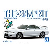 Aoshima 1/32 Nissan R33 Skyline GTR - White